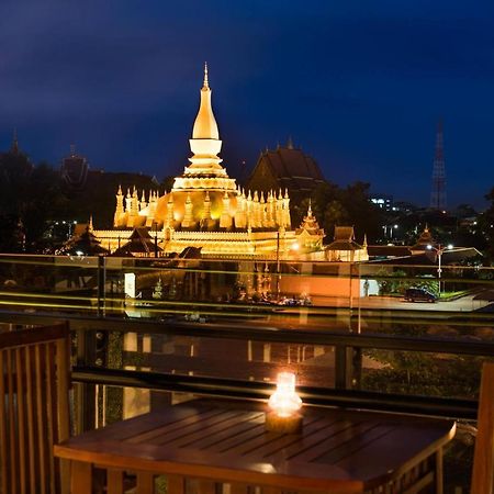 Thatluangview Hotel Vientiane Exterior foto